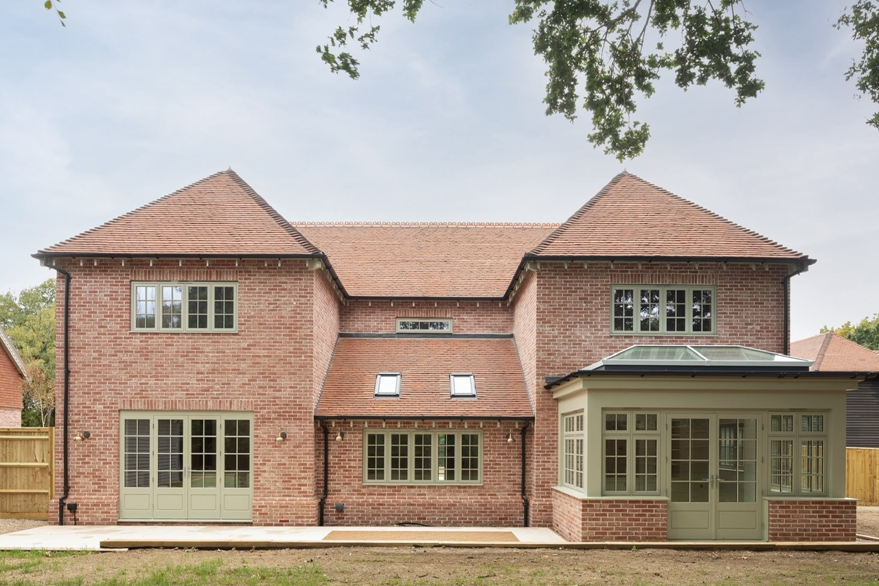 Classic Plain Tiles Surrey | Oak & Olive Homes | Luxury New Build Development