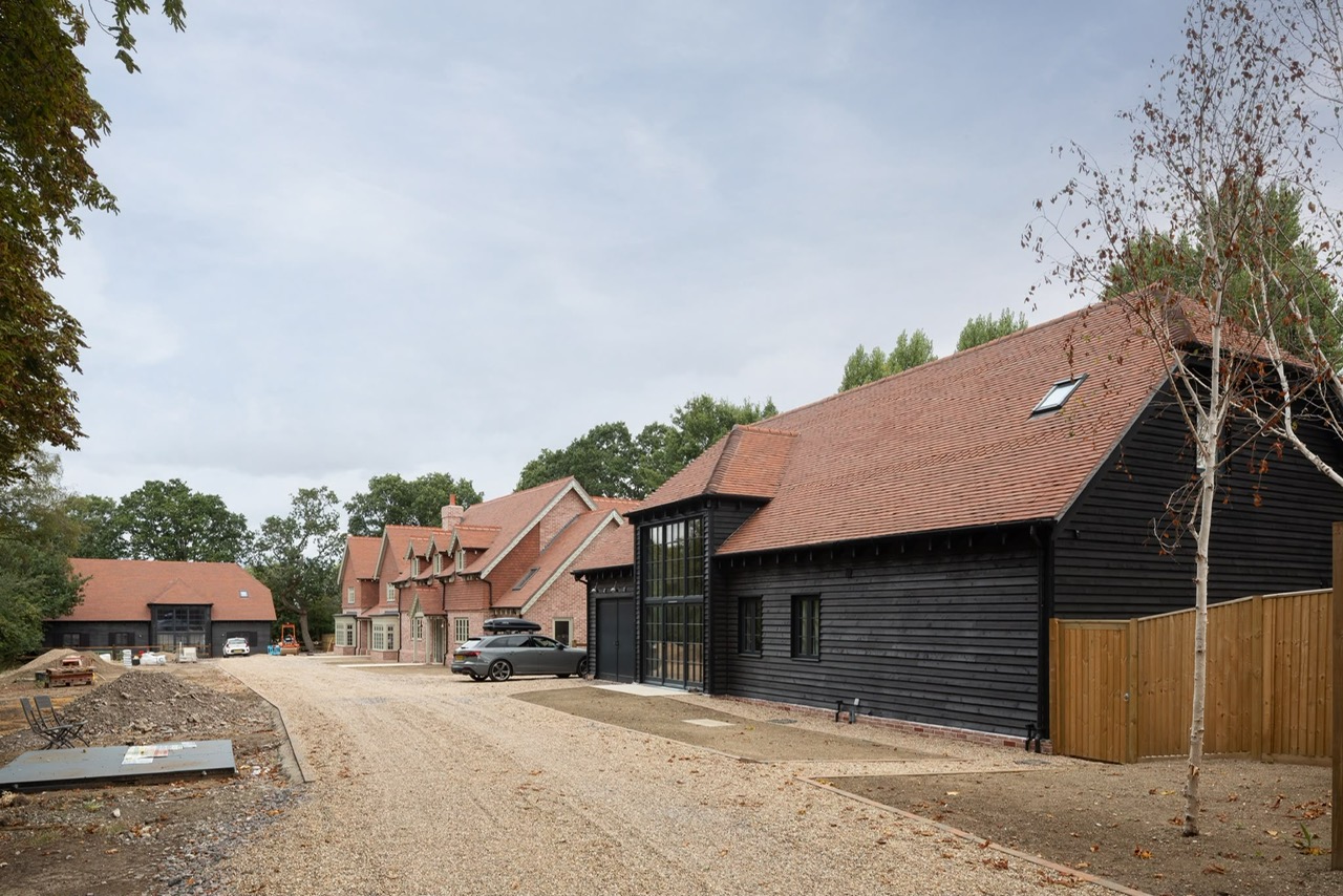 Classic Plain Tiles Surrey | Oak & Olive Homes | Luxury New Build Development